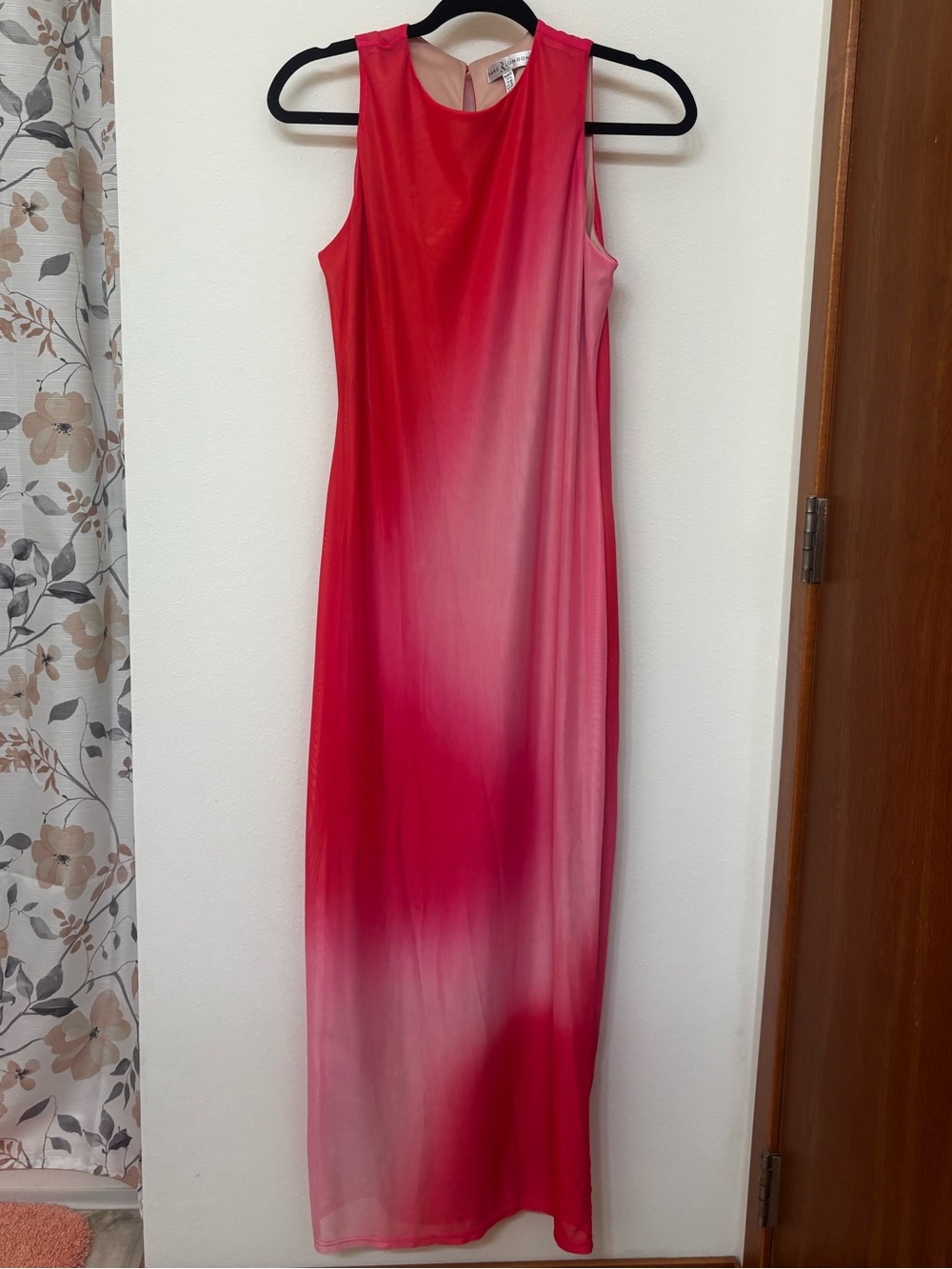 Hot Pink to Light Pink Ombre Sleeveless Maxi Dress WORN ONCE